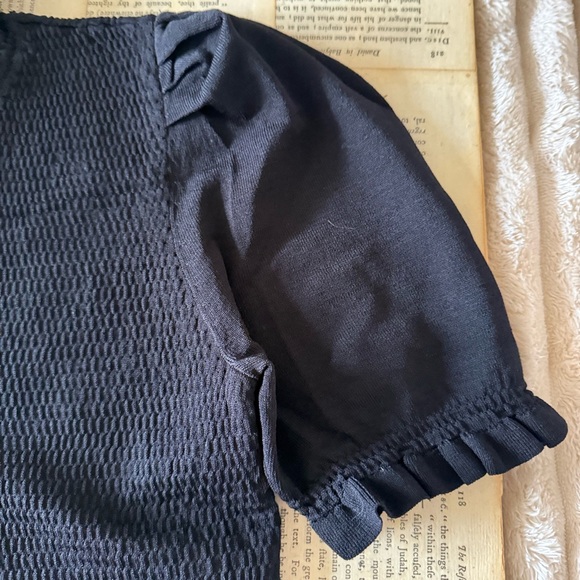 Catherine Malandrino Black Smocked Ruffle Short Sleeve Top, Size L - Picture 3 of 7